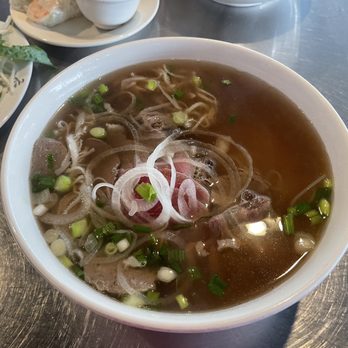 Basil Authentic Vietnamese Cuisine - Vietnamese Near Me - Everett, Washington