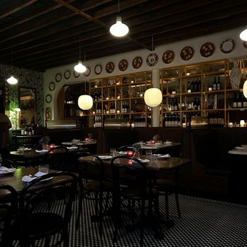 Donna's - Inside - Italian Near Me - Los Angeles, California Donna's - Inside - Italian Near Me - Los Angeles, California