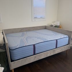 Chillin' Mattress