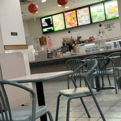 Yeung's Lotus Express - The inside of the restaurant