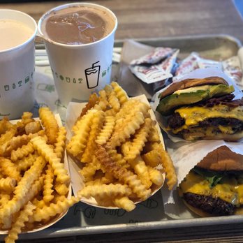 Shake Shack RiNo - Cheeseburger, double Cheeseburger, Fries, Chocolate Shake, Strawberry Shake - Fast Food Near Me - Denver, Colorado Shake Shack RiNo - Cheeseburger, double Cheeseburger, Fries, Chocolate Shake, Strawberry Shake - Fast Food Near Me - Denver, Colorado
