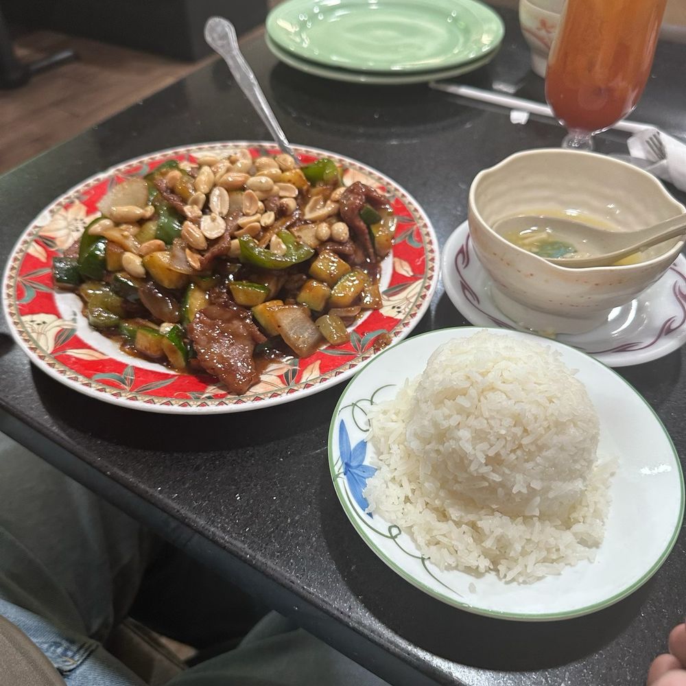 Canton Restaurant - 13. Kung Pao Beef - Chinese Near Me - Barstow, California Canton Restaurant - 13. Kung Pao Beef - Chinese Near Me - Barstow, California