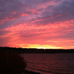 Best Western Plus Silverdale Beach Hotel - Sunrise from my balcony at my room.