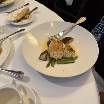The Capital Grille - Meal - Steakhouses Near Me - Washington, DC, District of Columbia