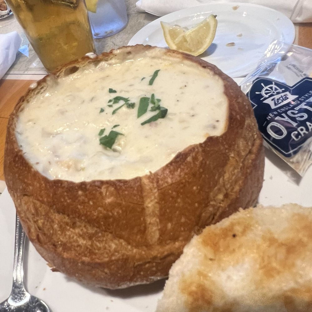Boatyard Pub - New England Clam Chowder - Bars Near Me - Ventura, California