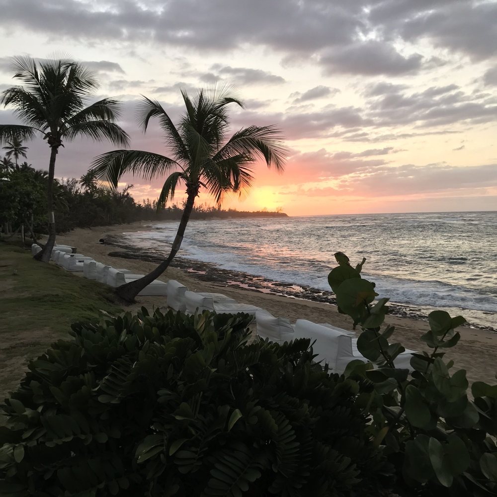 Villa Montana Beach Resort - Amazing Sunset at Villa Montana - Hotels Near Me - Isabela, Puerto Rico Villa Montana Beach Resort - Amazing Sunset at Villa Montana - Hotels Near Me - Isabela, Puerto Rico