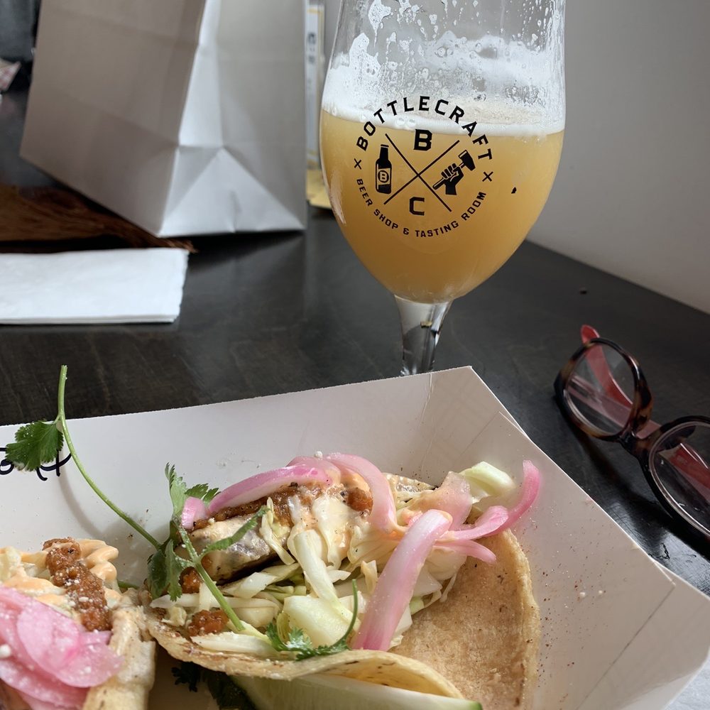 Bottlecraft - Burgeon Beer Universal Secret Hazy IPA and fish / shrimp tacos from Shootz. Yum! - Beer Bar Near Me - Oceanside, California Bottlecraft - Burgeon Beer Universal Secret Hazy IPA and fish / shrimp tacos from Shootz. Yum! - Beer Bar Near Me - Oceanside, California
