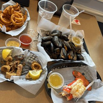 L P Steamers - Seafood Near Me - Baltimore, Maryland