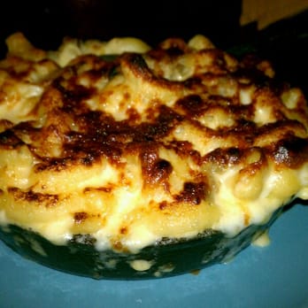 Flying Pig Pub & Kitchen - Bacon mac n cheese - Pubs Near Me - Oceanside, California