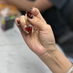 First Nails & Spa - Murrysville - Hearts & roses