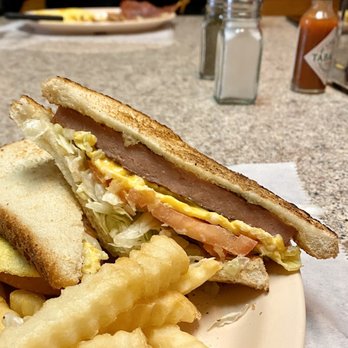 People's Grill - Bologna, egg and cheese sandwich with LTM and crinkle fries - ON POINT! - American Near Me - Ridgeway, Virginia People's Grill - Bologna, egg and cheese sandwich with LTM and crinkle fries - ON POINT! - American Near Me - Ridgeway, Virginia