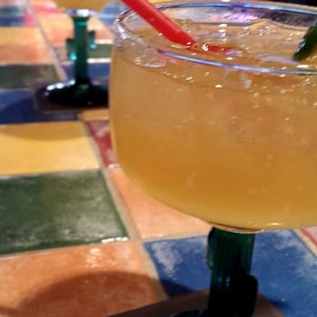 Alberto's Cantina - Margaritas with salted rim - Sports Bars Near Me - Pleasanton, California