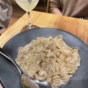 Rose Mary - Cacio e Pepe - Italian Near Me - Chicago, Illinois Rose Mary - Cacio e Pepe - Italian Near Me - Chicago, Illinois