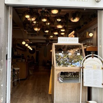 Brunch & Cake - Breakfast & Brunch Near Me - Barcelona, B