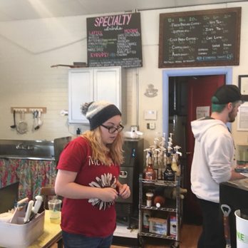 Webster Groves Garden Cafe - Coffee & Tea Near Me - Webster Groves, Missouri