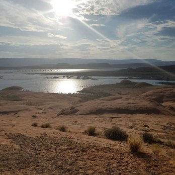 Defiance House Lodge - Hotels Near Me - Lake Powell, Utah Defiance House Lodge - Hotels Near Me - Lake Powell, Utah