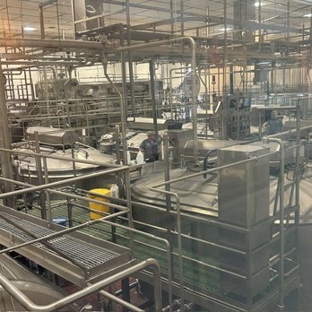 Tillamook Creamery - Cheese Shops Near Me - Tillamook, Oregon