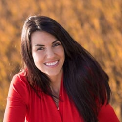 Leslie Ziemba Empowerment Coach - Certified Empowerment Strategist and Coach here to help busy professionals to find LOVE and guide them through various Dating Obstacles.