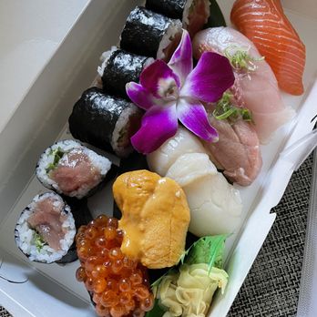 Sushi Yoshi - Sushi Bars Near Me - Ridgewood, New York