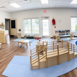 Guidepost Montessori at Arbor Spring