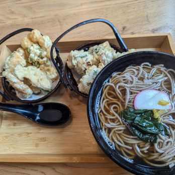 Sobakatsu - Hot scallops Kakiage and vegetable soba and chicken tenderloins (middle) - Japanese Near Me - San Francisco, California Sobakatsu - Hot scallops Kakiage and vegetable soba and chicken tenderloins (middle) - Japanese Near Me - San Francisco, California