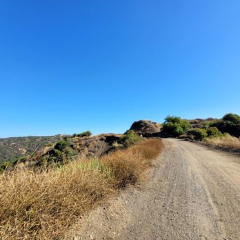 Westridge-Canyonback Wilderness Park - Hiking Near Me - Encino, California Westridge-Canyonback Wilderness Park - Hiking Near Me - Encino, California