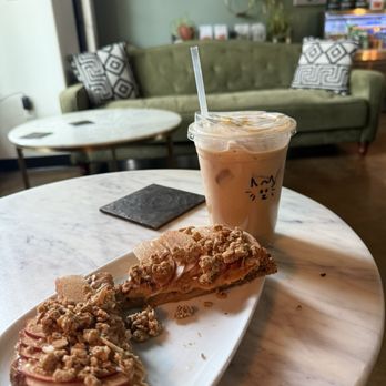 Sip Stir Coffee House - Apple Toast - Coffee & Tea Near Me - Highland Village, Texas