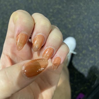 Modern Nails Boutique Salon - Nail Salons Near Me - Charlotte, North Carolina