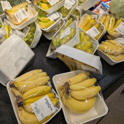 Walmart - Thai bananas