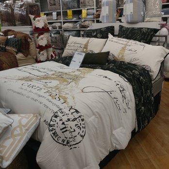 Bed Bath & Beyond - I love this bedding set... I love Paris!!! - Kitchen & Bath Near Me - Jacksonville, Florida Bed Bath & Beyond - I love this bedding set... I love Paris!!! - Kitchen & Bath Near Me - Jacksonville, Florida