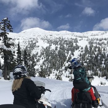 Blackcomb Snowmobiles - Tours Near Me - Whistler, British Columbia