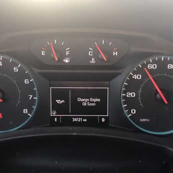 Hertz Rent A Car - Change Oil light came on - Car Rental Near Me - Goodyear, Arizona
