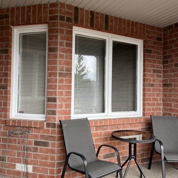 Magic Squeegee Window Washing - Window Washing Near Me - Ottawa, Ontario Magic Squeegee Window Washing - Window Washing Near Me - Ottawa, Ontario