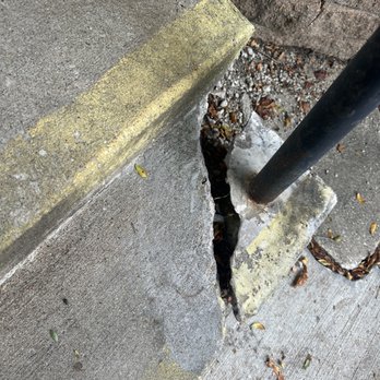 Boyd Improvements - BEFORE Boyd Improvements repairs broken concrete step - Handyman Near Me - Portage, Michigan Boyd Improvements - BEFORE Boyd Improvements repairs broken concrete step - Handyman Near Me - Portage, Michigan