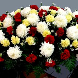 Nancy's Floral Design - Casket 09