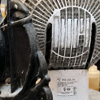 Industrial Eats - This fan of dust was blowing onto the pizza cooks. - Pizza Near Me - Buellton, California Industrial Eats - This fan of dust was blowing onto the pizza cooks. - Pizza Near Me - Buellton, California