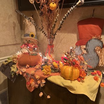 Pica's Restaurant of Upper Darby - pumpkins and other decorations - Italian Near Me - Upper Darby, Pennsylvania