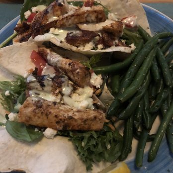 The Magic Oyster - Best Mahi tacos.. ask for them blackened!! - Seafood Near Me - Jensen Beach, Florida