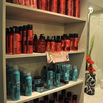 Salon Image - Hair Salons Near Me - Dollard-des-Ormeaux, Quebec Salon Image - Hair Salons Near Me - Dollard-des-Ormeaux, Quebec