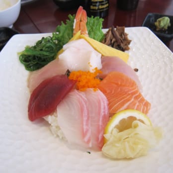 Sushiland - chirashi - Japanese Near Me - Hayward, California