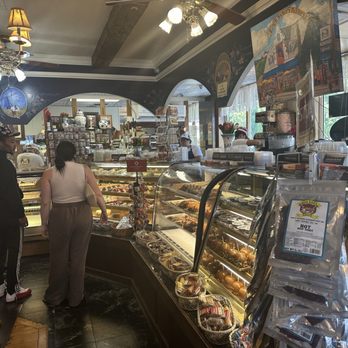 Erick Schat's Bakkery - Bakeries Near Me - Bishop, California Erick Schat's Bakkery - Bakeries Near Me - Bishop, California