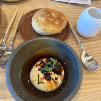 Arquet - The bread and spread was the best out of all entrees and appetizers. - New American Near Me - San Francisco, California