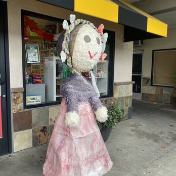 Azucar Dulcería  - Entrance - Candy Stores Near Me - Brentwood, California