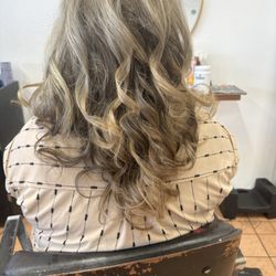 Mary's Hair Design - Highlight hairstyle