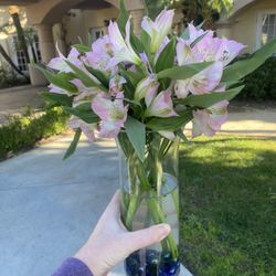 Park Terrace - Monthly flower arrangements for the residents celebrating their birthdays is a nice bonus during their special luncheon.