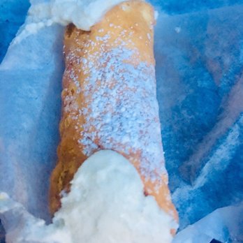 Mike's Pastry - Ricotta Cannoli - Bakeries Near Me - Boston, Massachusetts Mike's Pastry - Ricotta Cannoli - Bakeries Near Me - Boston, Massachusetts