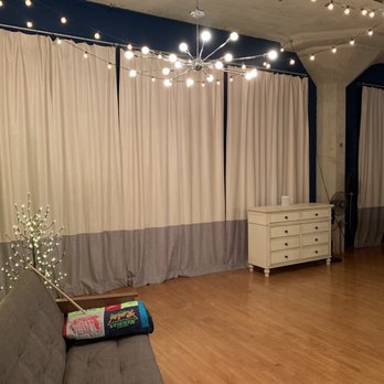 A Comet Drapery Cleaning Service - Curtains after their cleaning - Shades & Blinds Near Me A Comet Drapery Cleaning Service - Curtains after their cleaning - Shades & Blinds Near Me