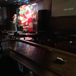 Starz Karaoke Lounge - It's Christmas at Starz