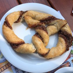 Dessert: Haselnuss Bretzel