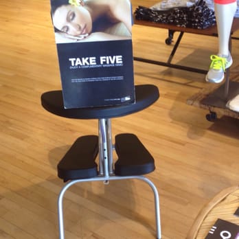Athleta - Women's Clothing Near Me - Scarsdale, New York